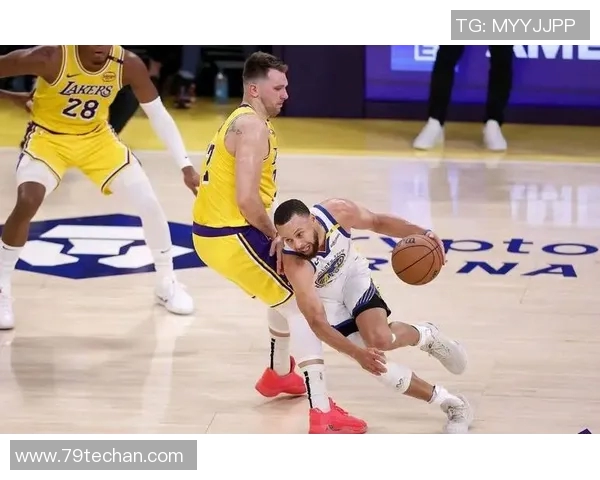 湖人揭幕战不敌勇士！东契奇空砍43129：连创纪录仍惨遭开门黑