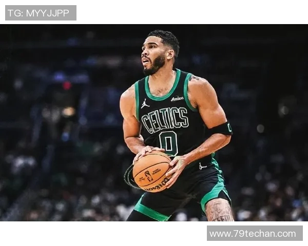 塔图姆31+12字母哥空砍43+13 雄鹿不敌绿军