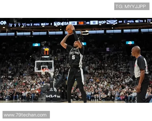 卡斯尔:科内特顺下攻筐防守端都打得很棒 也是优秀的沟通者 卡斯尔:科内特顺下攻筐防守端都打得很棒 也是优秀的沟通者