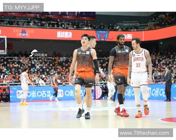 CBA战报:克里斯20分9篮板3助攻,山东88-78山西 CBA战报:克里斯20分9篮板3助攻,山东88-78山西